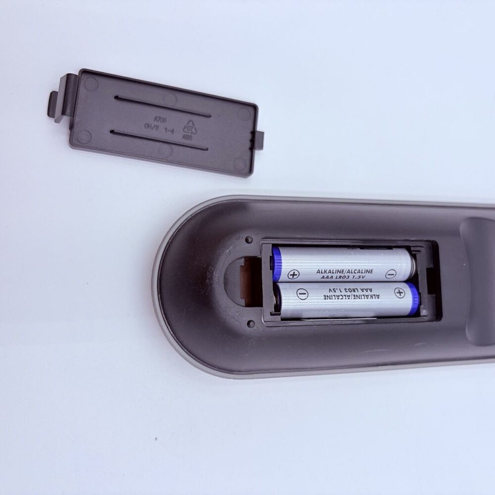 Avex Universal URC-R6 Pre-Programmed Learning Remote Control Tested & Working - Picture 3 of 4